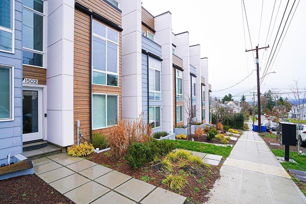 Modern Home, Rooftop View, 3 Block Beacon Station Seattle Esterno foto